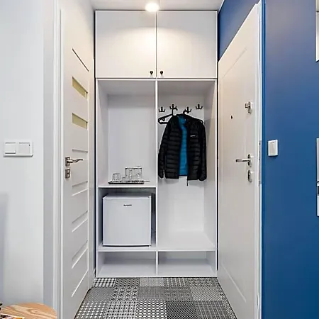 Aparthotel Sarah Old Town 4*
